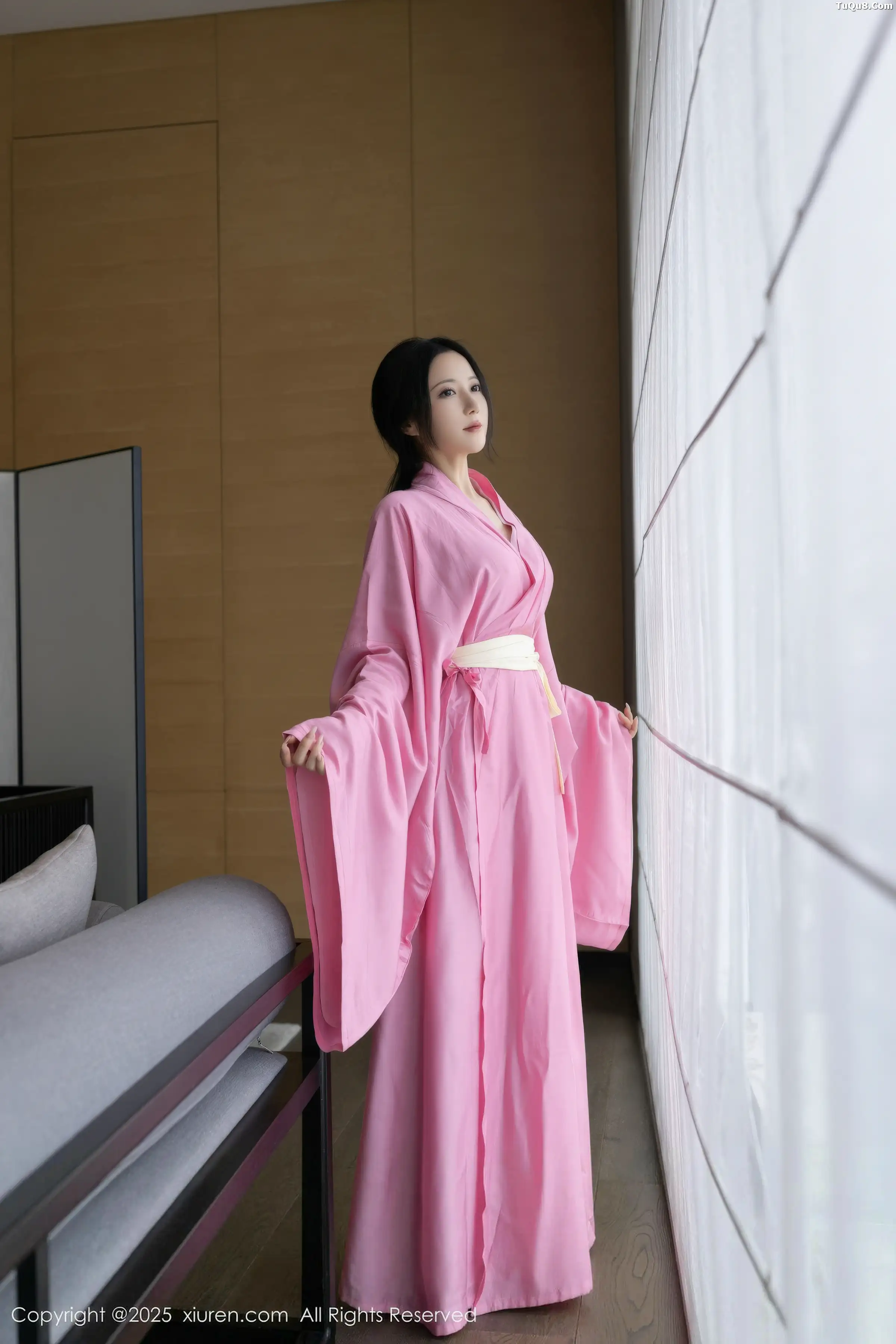 [[XiuRen秀人网]秀人网]No.11049_模特鱼子酱Fish性感粉色月影纱配超薄肉丝秀曼妙身姿诱惑写真82P