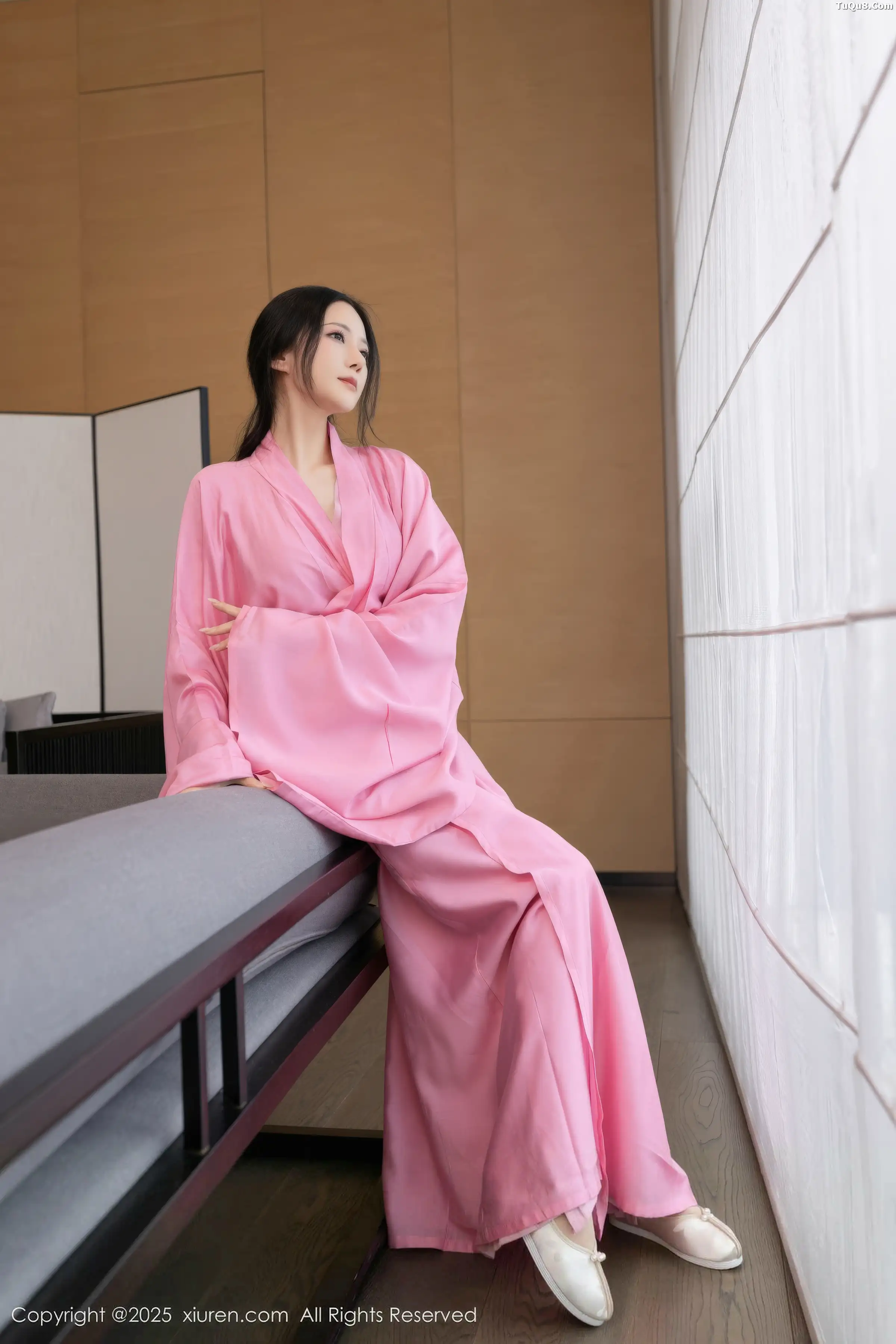 [[XiuRen秀人网]秀人网]No.11049_模特鱼子酱Fish性感粉色月影纱配超薄肉丝秀曼妙身姿诱惑写真82P