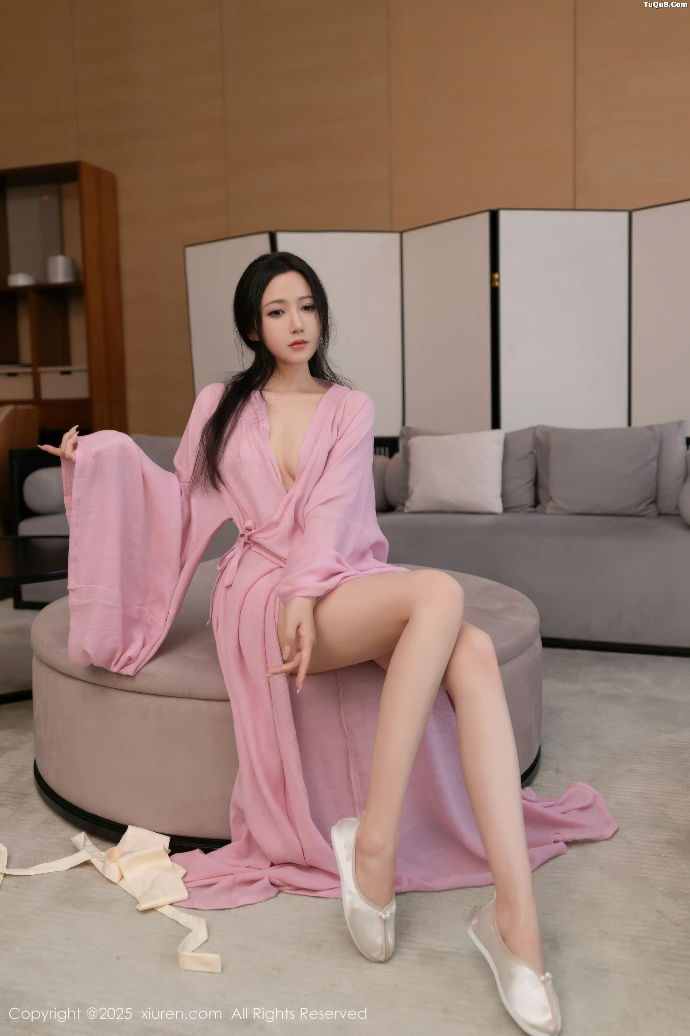 [[XiuRen秀人网]秀人网]No.11049_模特鱼子酱Fish性感粉色月影纱配超薄肉丝秀曼妙身姿诱惑写真82P