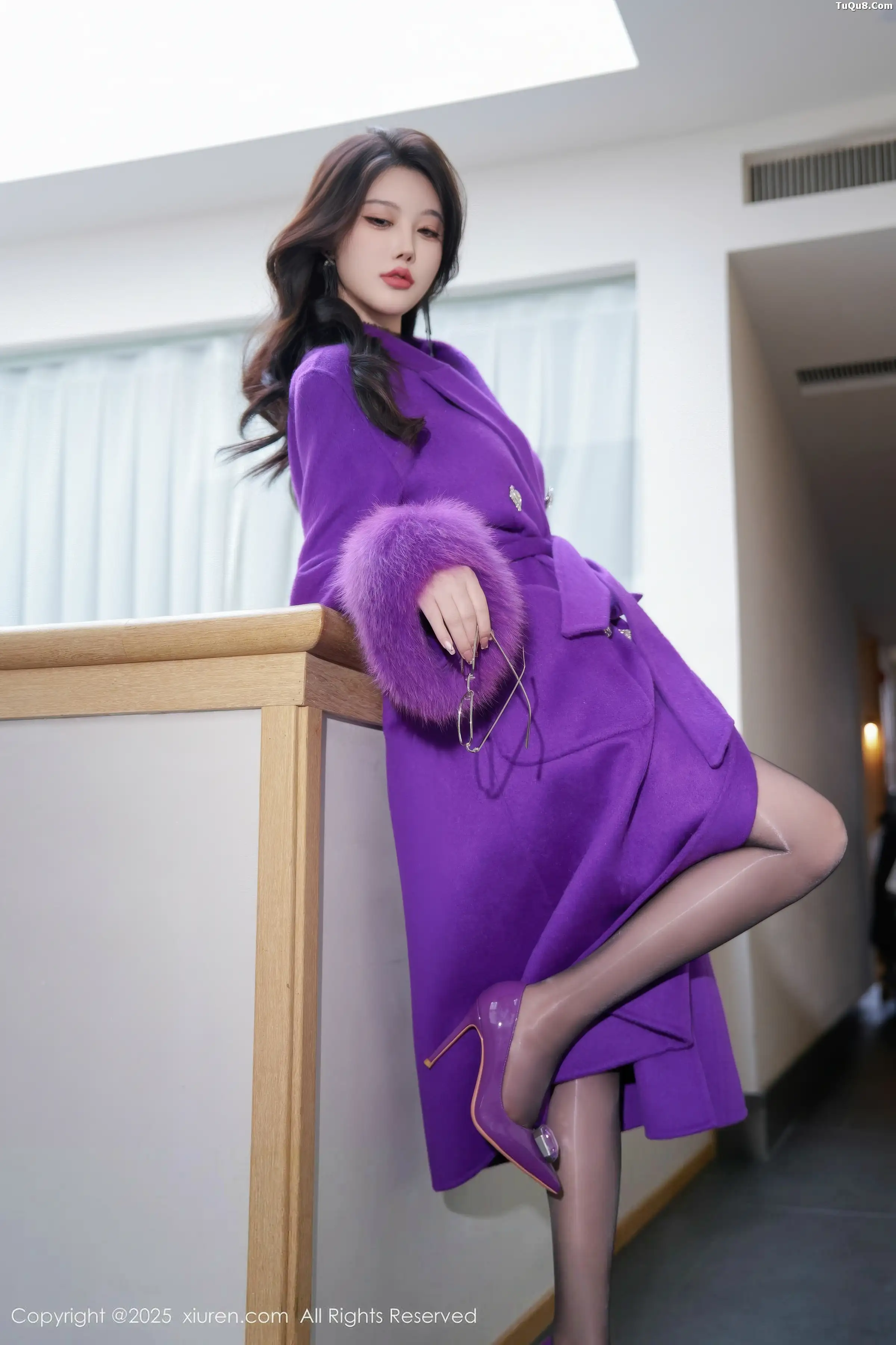 [[XiuRen秀人网]秀人网]No.11063_女神CHENCHEN.性感黑色情趣内衣配黑丝袜秀丰腴身材诱惑写真68P