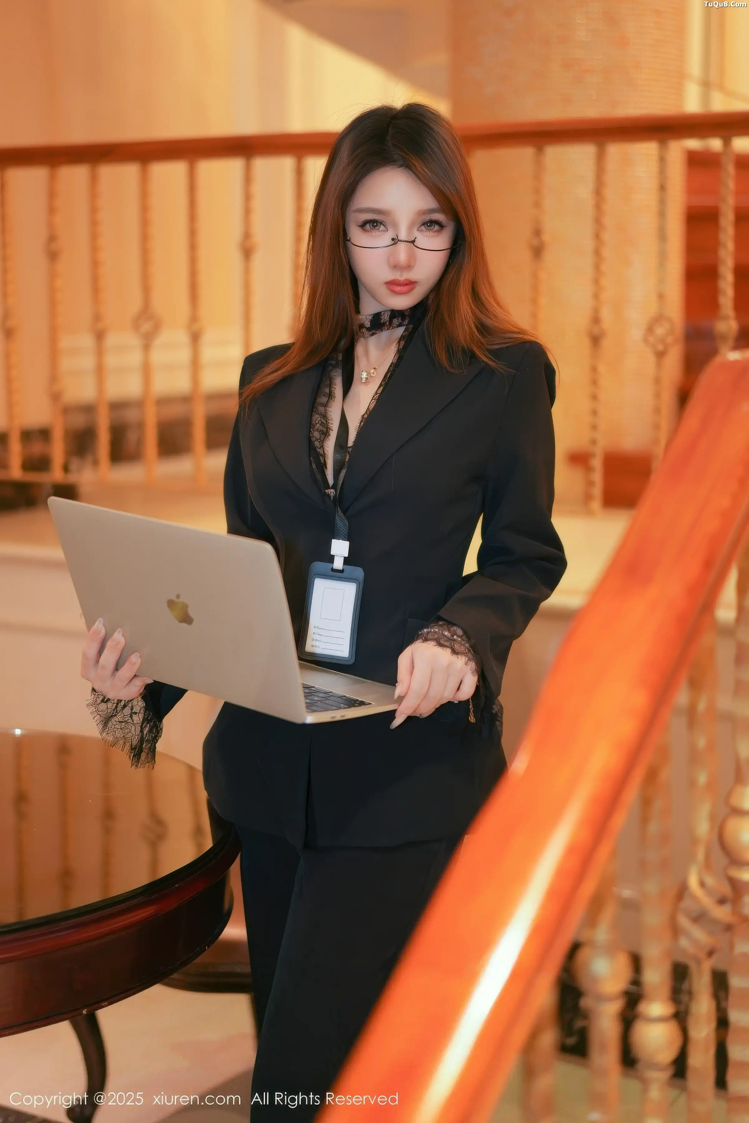 [[XiuRen秀人网]秀人网]No.11007_模特Twins-夭夭性感西服露豹纹内衣配闪亮黑丝秀曼妙身姿诱惑写真82P