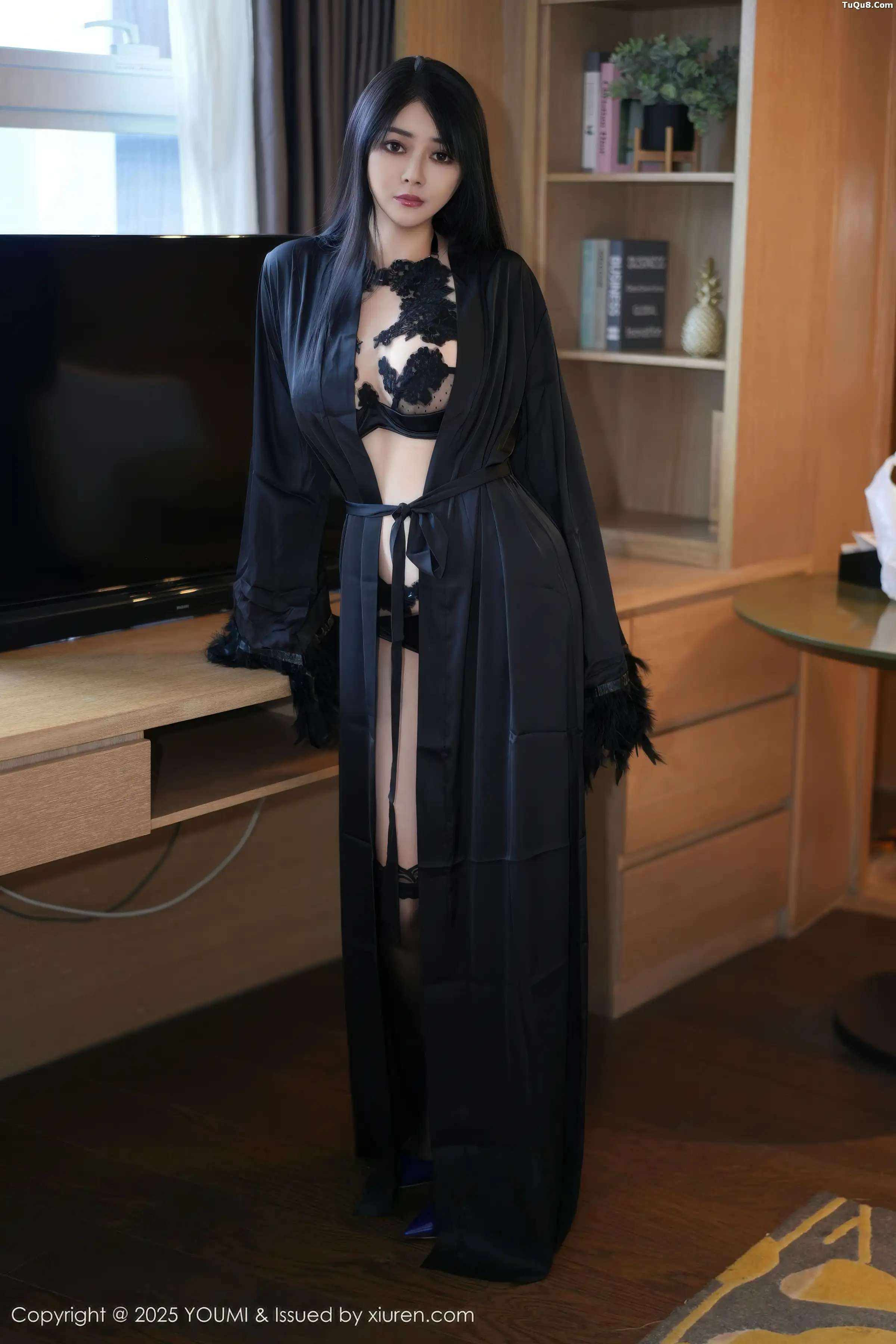 [YouMi尤蜜荟]Vol.1181_模特凯竹Quinn性感黑色情趣内衣配黑色丝袜秀丰腴身姿诱惑写真62P