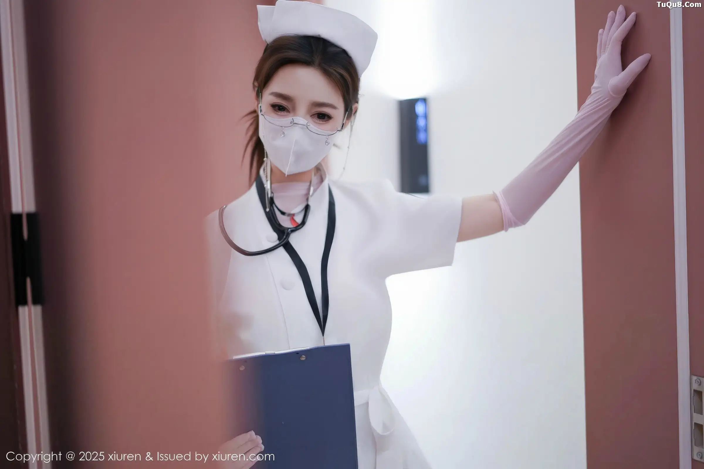 [[XiuRen秀人网]秀人网]No.11099_模特Twins-桃桃性感护士服露白色情趣内衣秀曼妙身姿诱惑写真78P