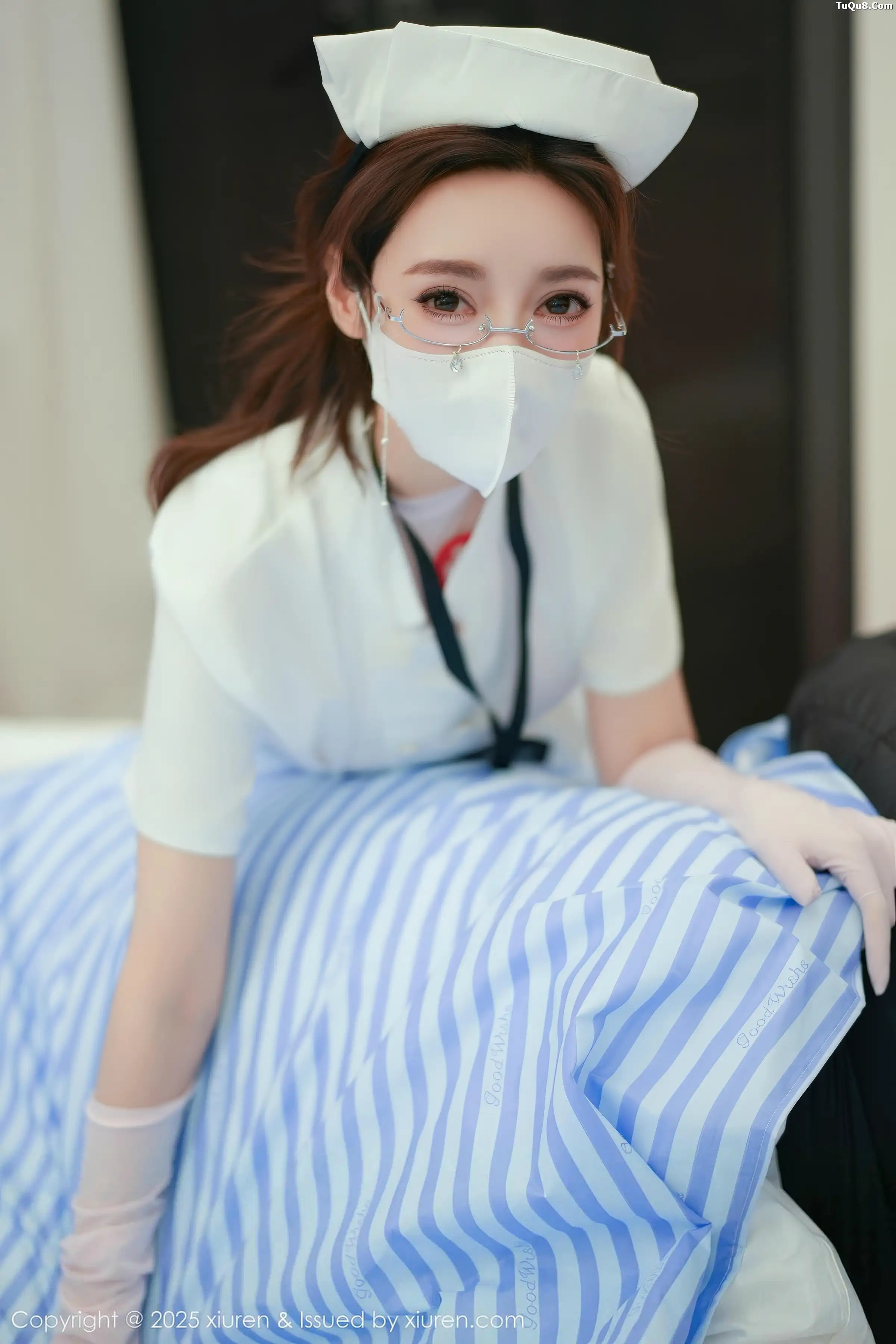 [[XiuRen秀人网]秀人网]No.11099_模特Twins-桃桃性感护士服露白色情趣内衣秀曼妙身姿诱惑写真78P