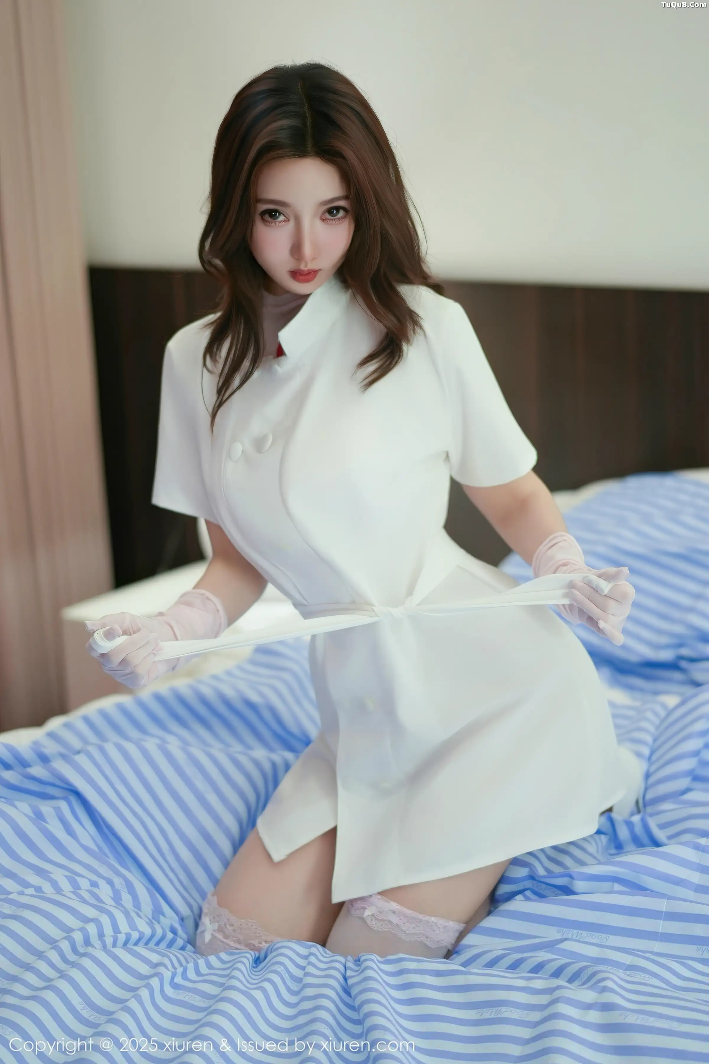 [[XiuRen秀人网]秀人网]No.11099_模特Twins-桃桃性感护士服露白色情趣内衣秀曼妙身姿诱惑写真78P