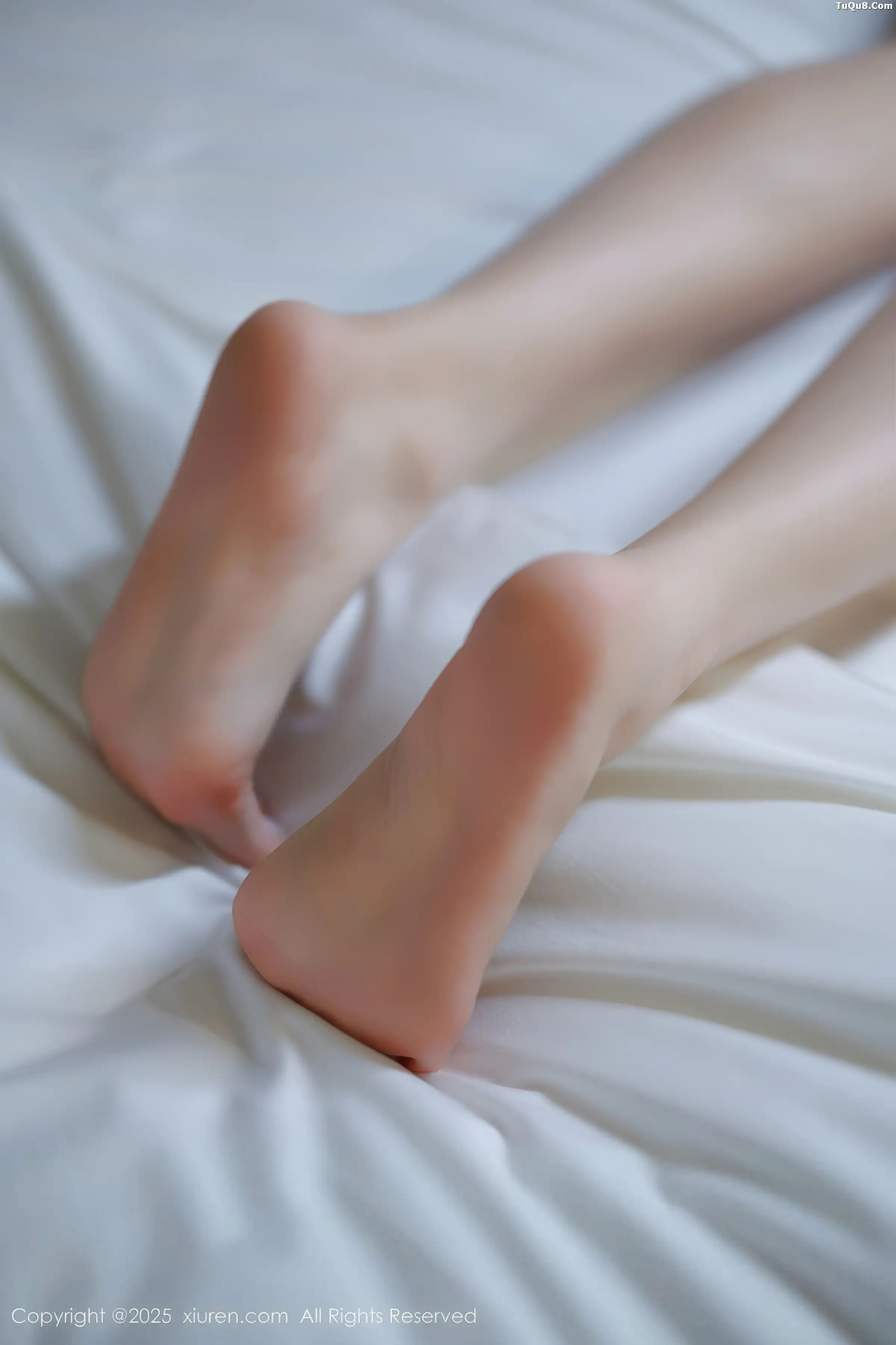 [[XiuRen秀人网]秀人网]No.11035_女神CHENCHEN.性感黑色情趣内衣配超薄黑丝秀丰腴身材诱惑写真81P