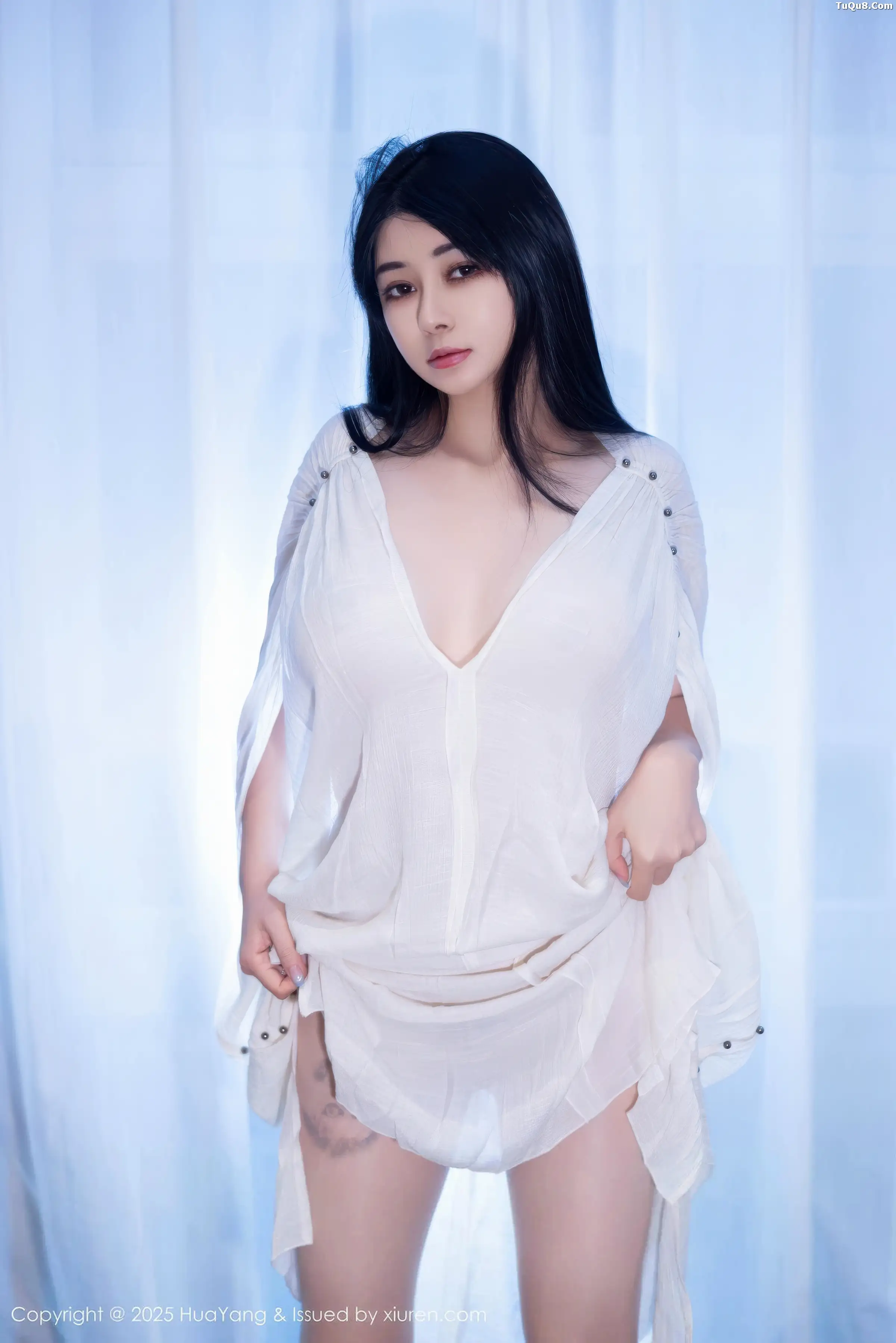 [HuaYang花漾]Vol.653_模特凯竹法师～性感白色连衣裙配超薄肉丝秀丰腴身材诱惑写真51P