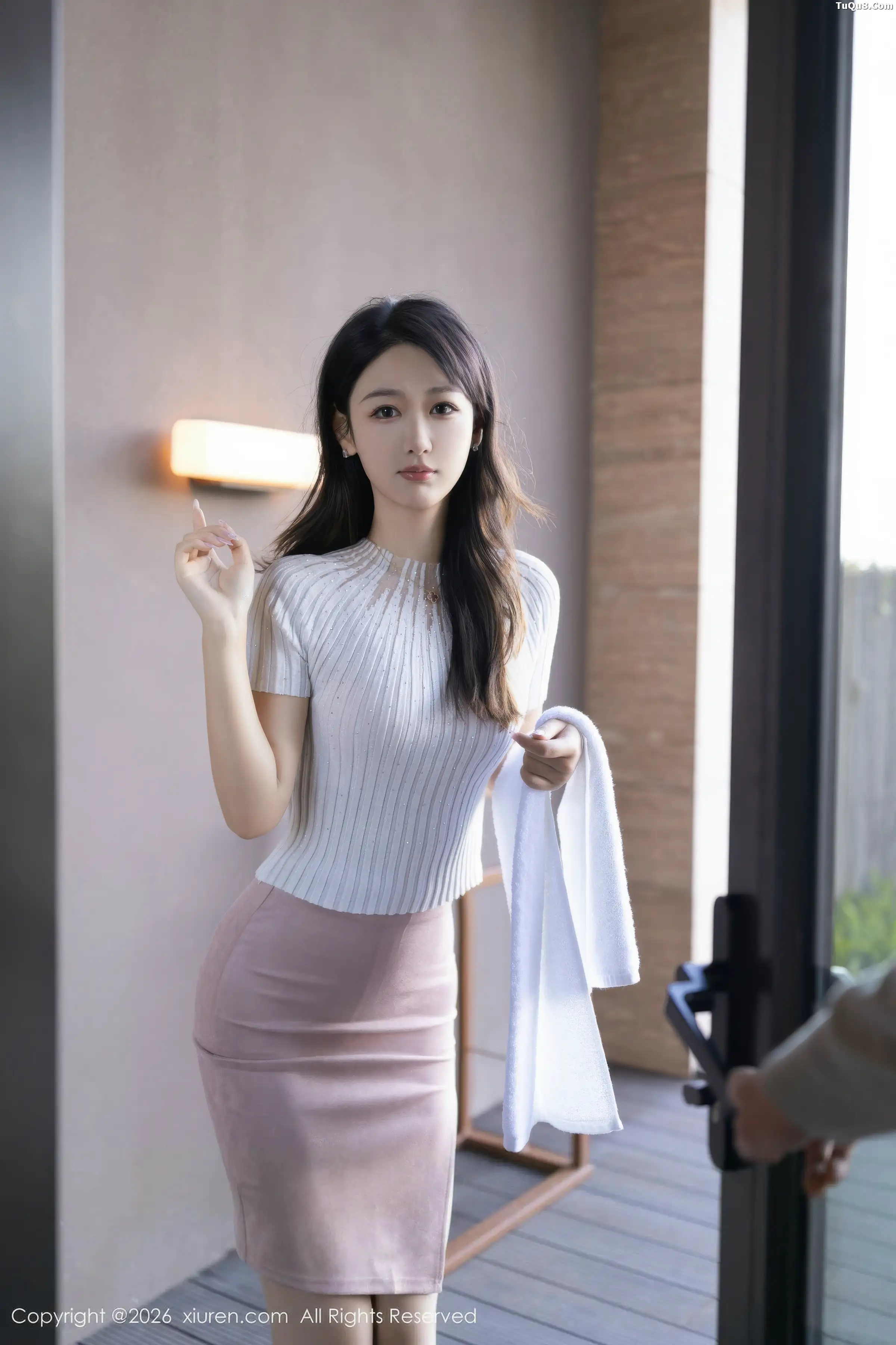 [[XiuRen秀人网]秀人网]No.11195_模特唐安琪性感粉色内衣配超薄无内肉丝秀曼妙身姿撩人诱惑写真75P