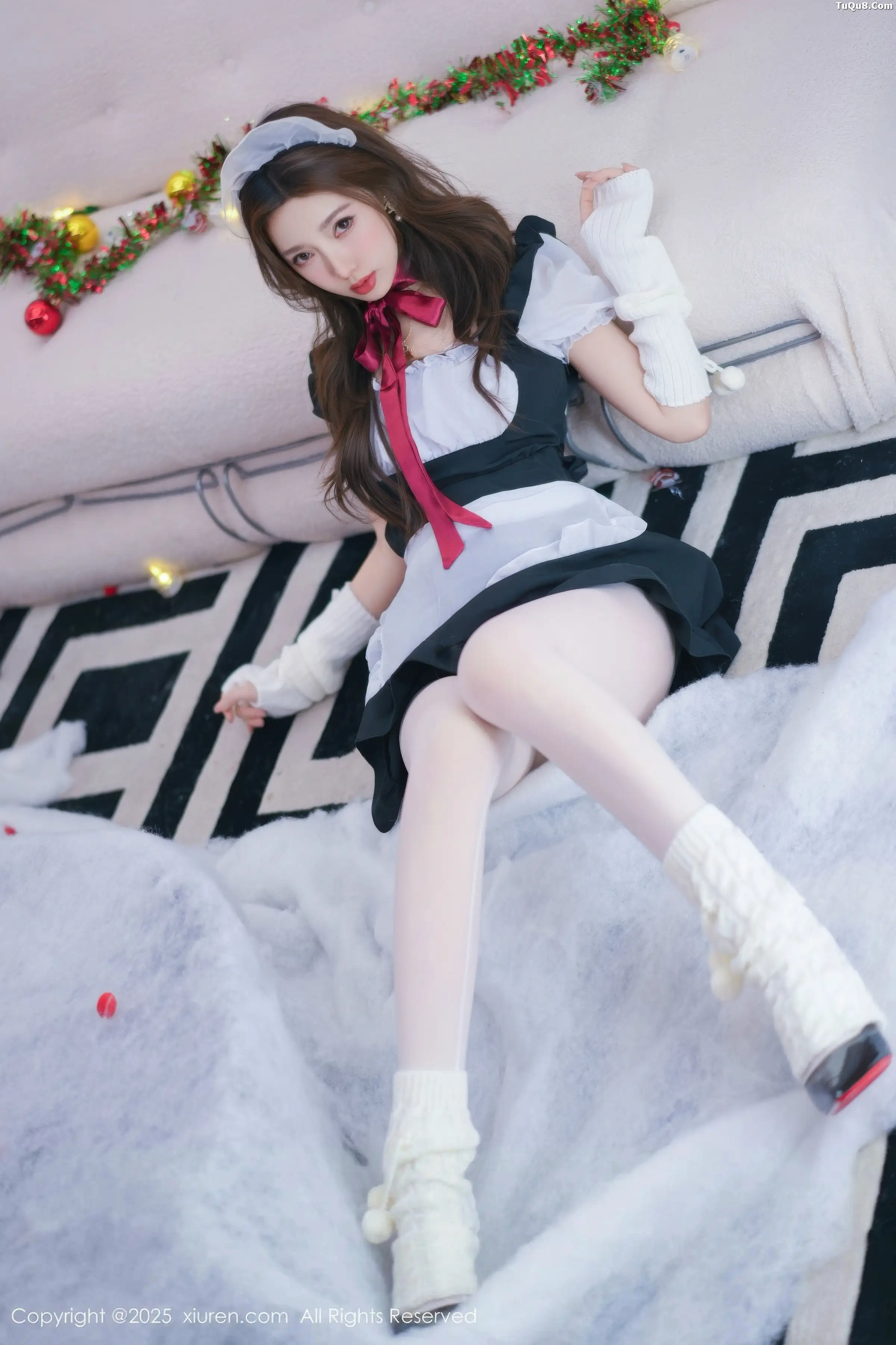 [[XiuRen秀人网]秀人网]No.11152_模特Twins-桃桃性感女仆装扮配白色丝袜秀完美身材撩人诱惑写真77P