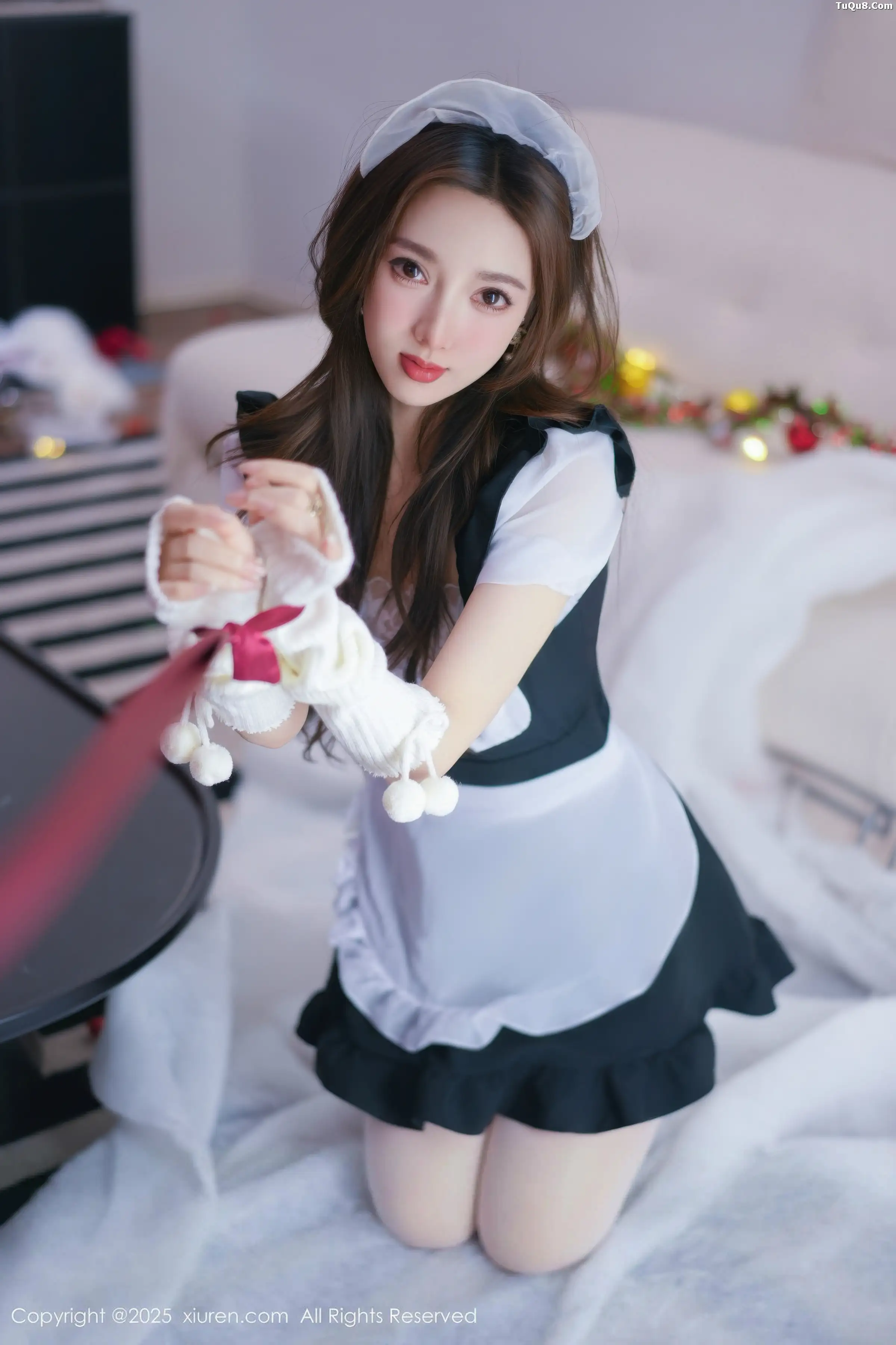 [[XiuRen秀人网]秀人网]No.11152_模特Twins-桃桃性感女仆装扮配白色丝袜秀完美身材撩人诱惑写真77P